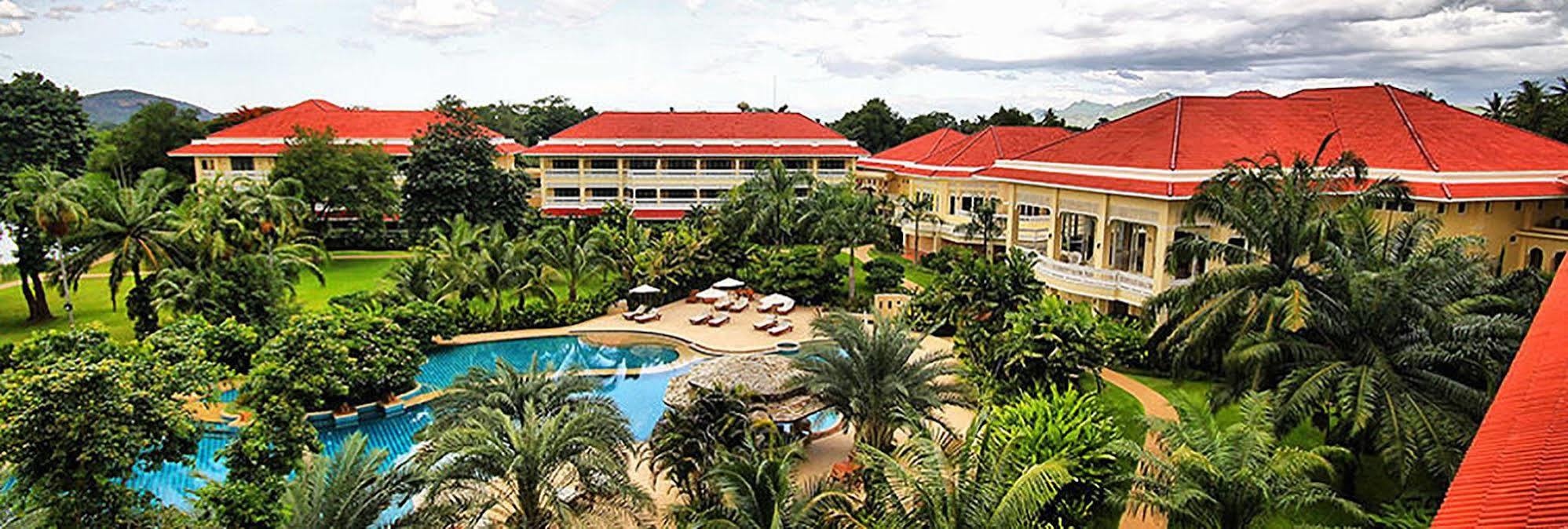 Dheva Mantra Resort Канчанабури Экстерьер фото