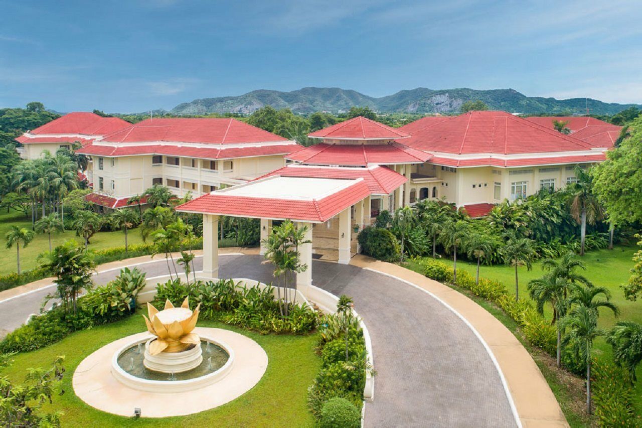 Dheva Mantra Resort Канчанабури Экстерьер фото